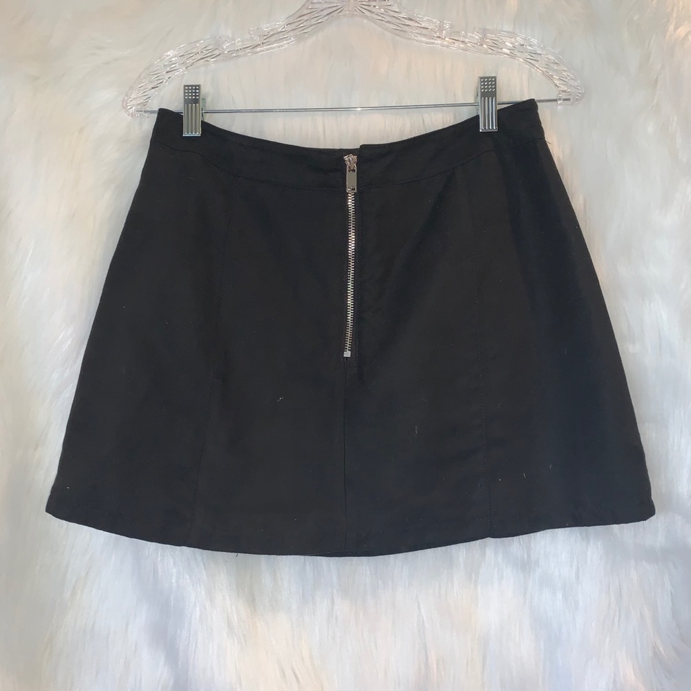 black mini skirt